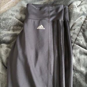 Women’s adidas leggings size large